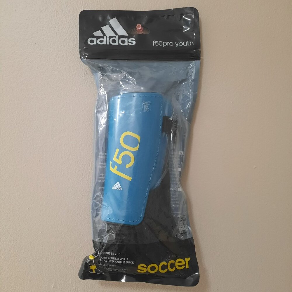 Adidas F50 Youth Soccer Shin Guards - Blue/Yellow - Size Large - NWT Ages 10-13